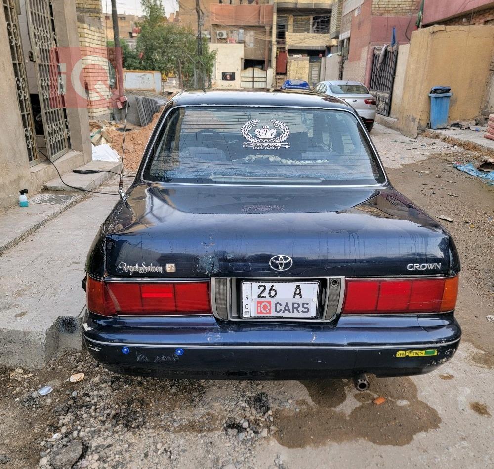 تۆیۆتا کراون